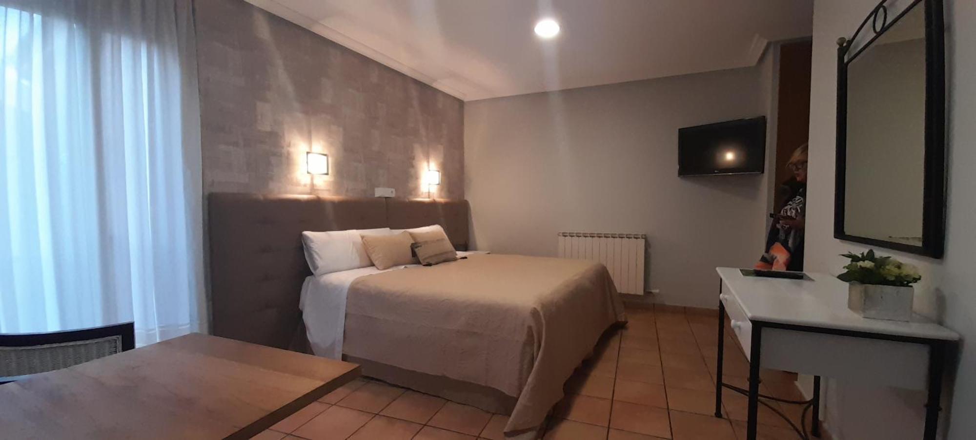 Hostal El Lechuguero Cascante Eksteriør bilde