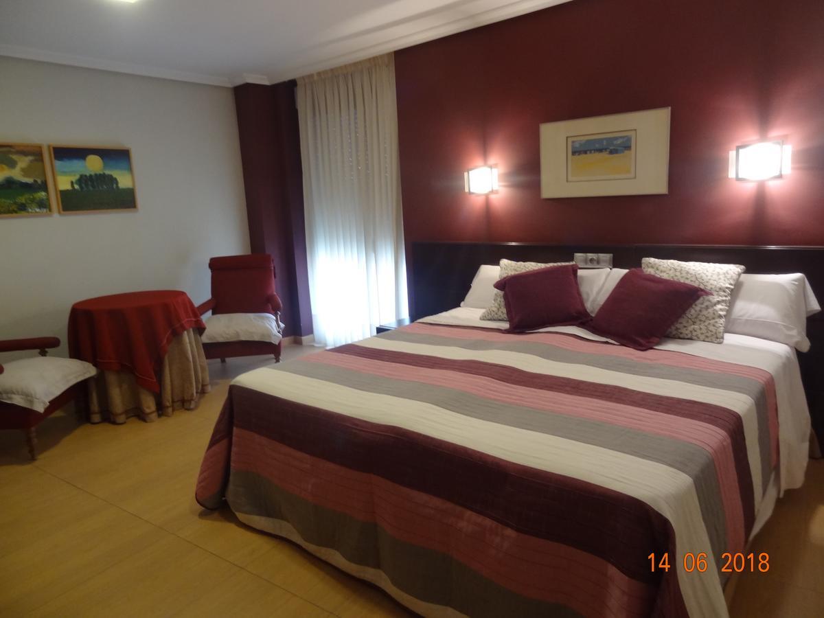 Hostal El Lechuguero Cascante Eksteriør bilde